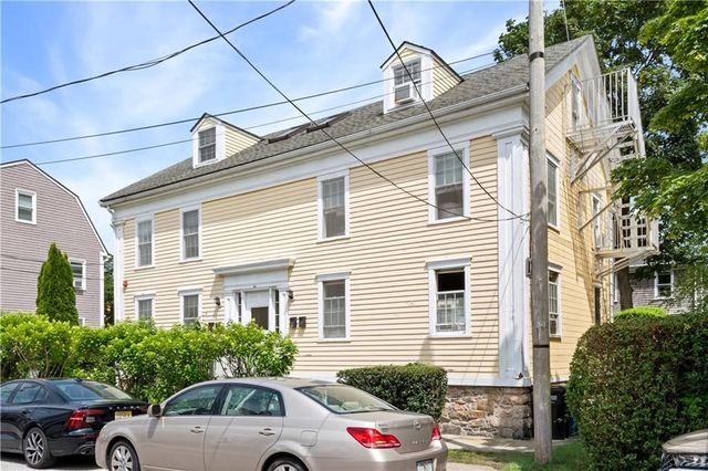 22 Stockholm Street 4, Newport, RI 02840