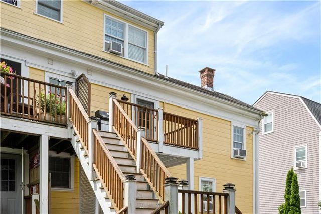 22 Stockholm Street 4, Newport, RI 02840