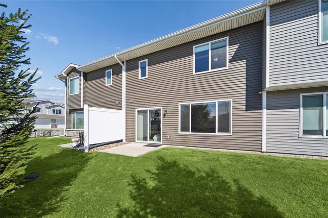 812 NE Landon Lane, Waukee, IA 50263