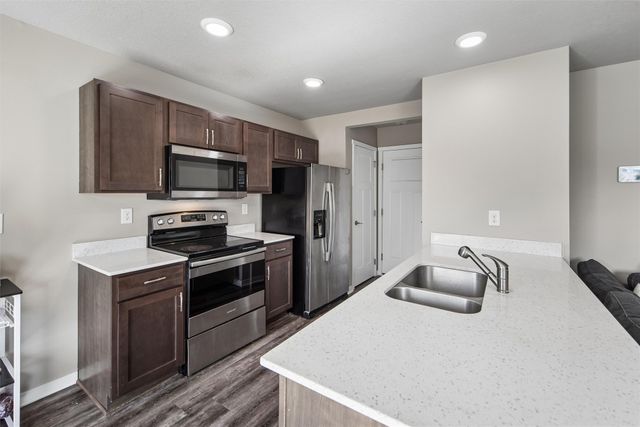 812 NE Landon Lane, Waukee, IA 50263