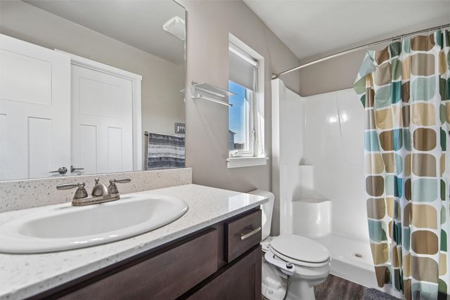 812 NE Landon Lane, Waukee, IA 50263