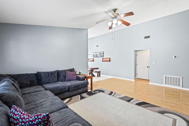 560 Rough Leaf Lane, Mary Esther, FL 32569