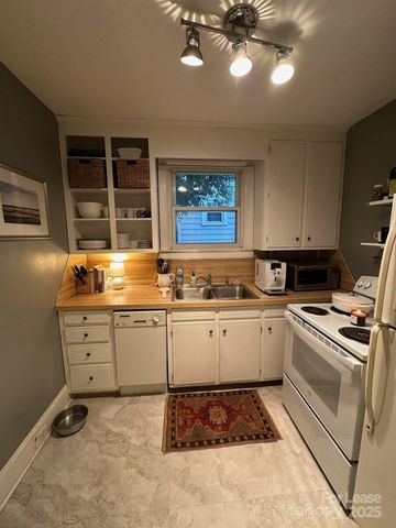 1916 Lombardy Circle, Charlotte, NC 28203