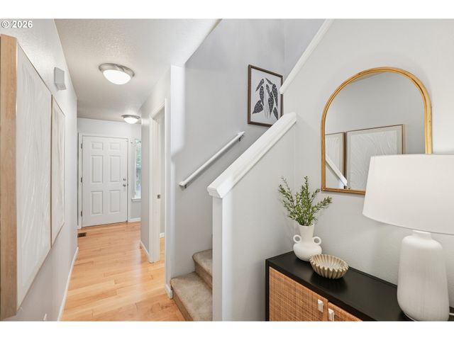 8740 Se STEELE St, Portland, OR 97266