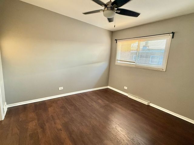 4926 Crain Street C, Skokie, IL 60077