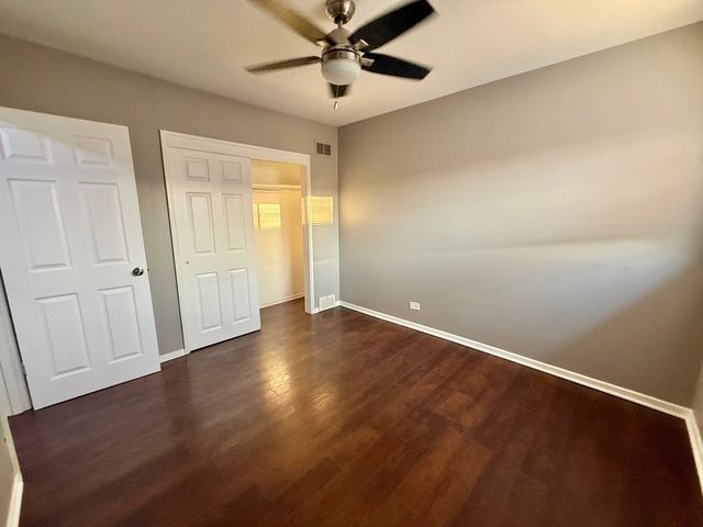 4926 Crain Street C, Skokie, IL 60077