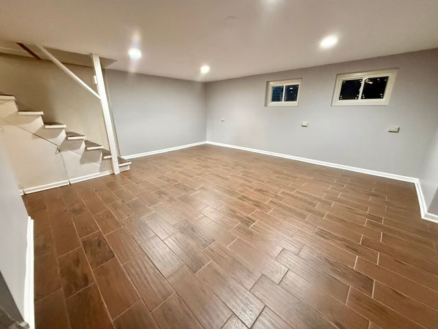 4926 Crain Street C, Skokie, IL 60077