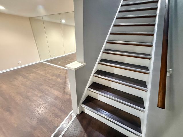 4926 Crain Street C, Skokie, IL 60077