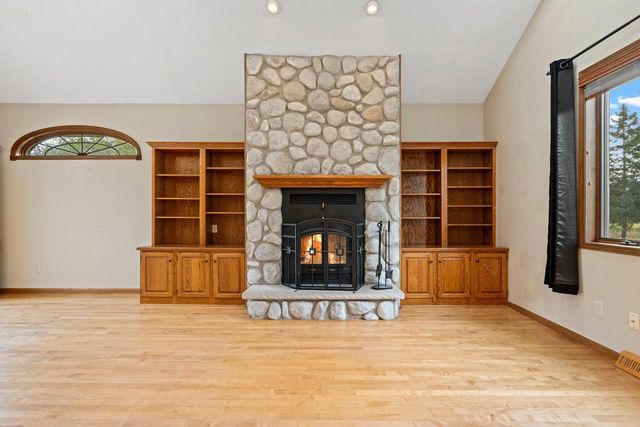 940 Wylde Oak DRIVE, Oshkosh, WI 54904