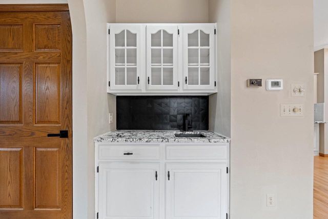 940 Wylde Oak DRIVE, Oshkosh, WI 54904