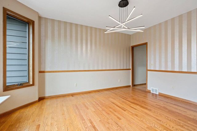 940 Wylde Oak DRIVE, Oshkosh, WI 54904