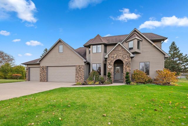 940 Wylde Oak DRIVE, Oshkosh, WI 54904
