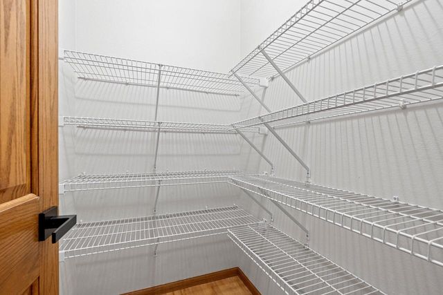 940 Wylde Oak DRIVE, Oshkosh, WI 54904