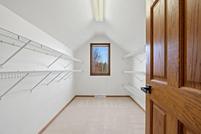 940 Wylde Oak DRIVE, Oshkosh, WI 54904