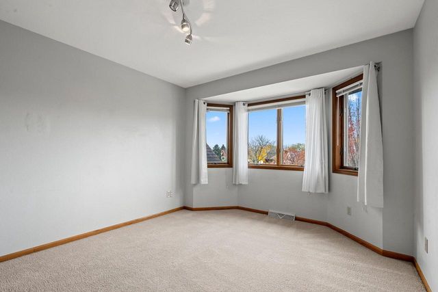 940 Wylde Oak DRIVE, Oshkosh, WI 54904