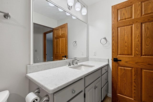 940 Wylde Oak DRIVE, Oshkosh, WI 54904