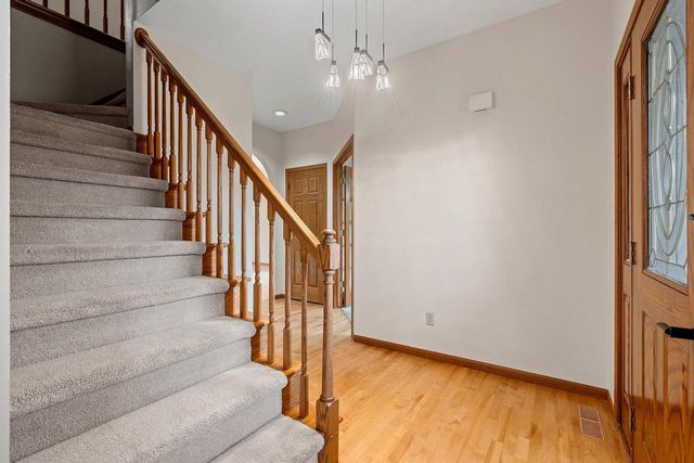 940 Wylde Oak DRIVE, Oshkosh, WI 54904