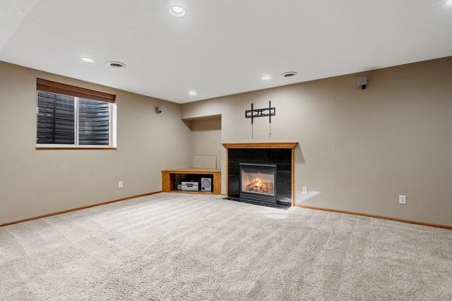 940 Wylde Oak DRIVE, Oshkosh, WI 54904