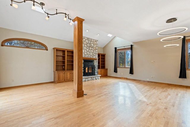 940 Wylde Oak DRIVE, Oshkosh, WI 54904