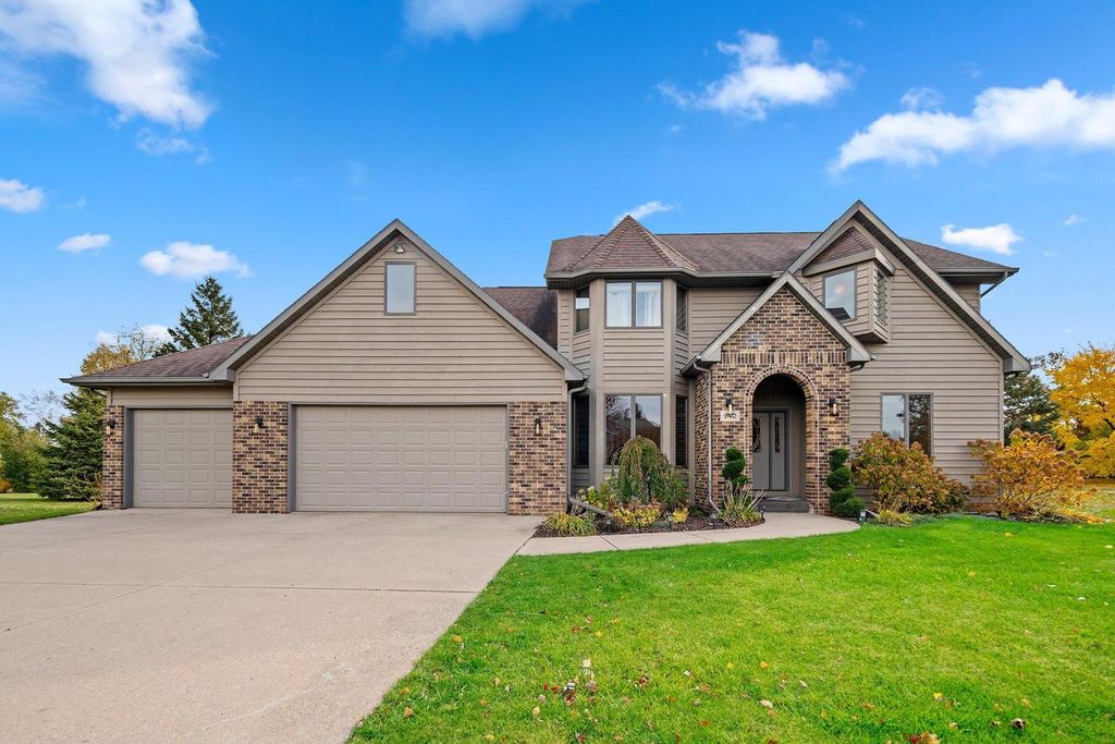 940 Wylde Oak DRIVE, Oshkosh, WI 54904