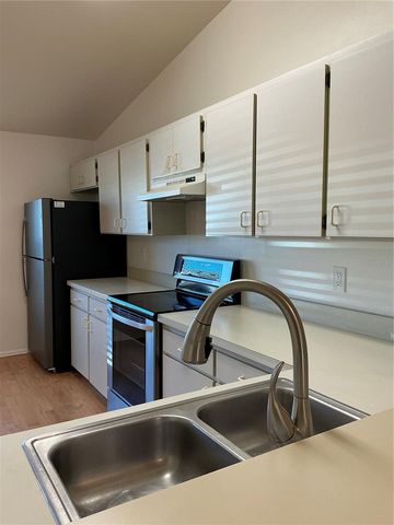 5821 TAYWOOD DRIVE, Tampa, FL 33624