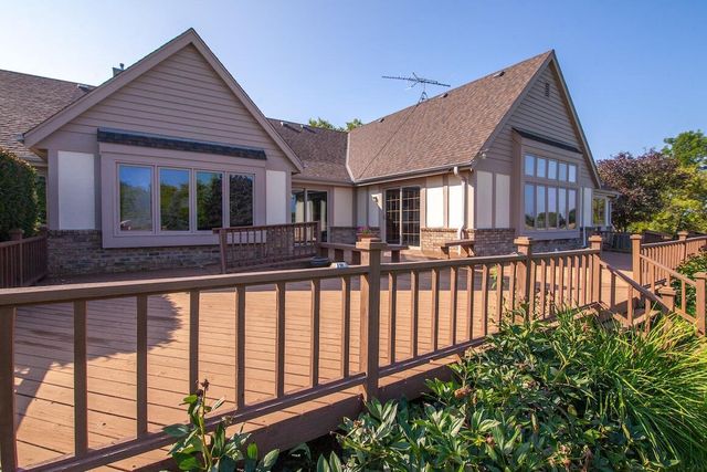 N27W30818 Golf Hills DRIVE, Pewaukee, WI 53072