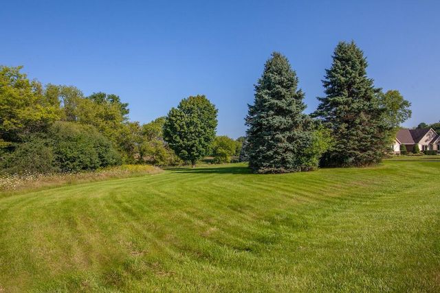 N27W30818 Golf Hills DRIVE, Pewaukee, WI 53072