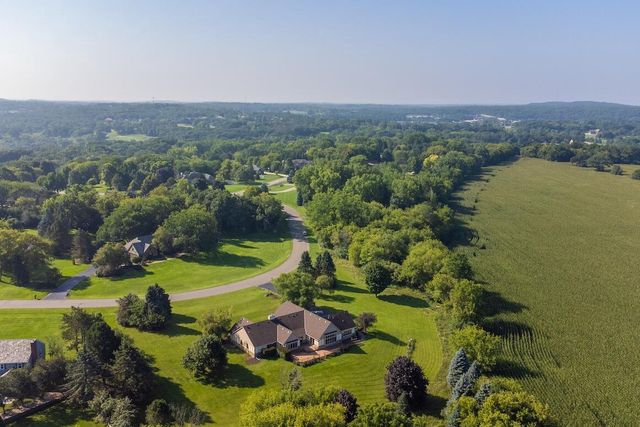 N27W30818 Golf Hills DRIVE, Pewaukee, WI 53072