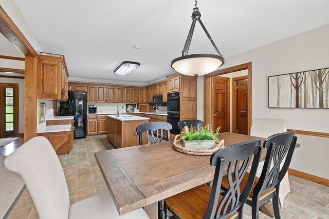 N27W30818 Golf Hills DRIVE, Pewaukee, WI 53072