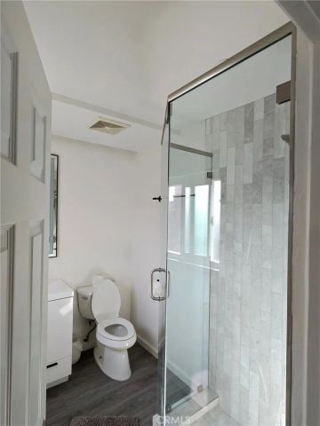 427 Thompson 2, Glendale, CA 91201