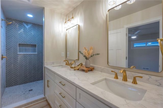 9919 High Drive, Leawood, KS 66206