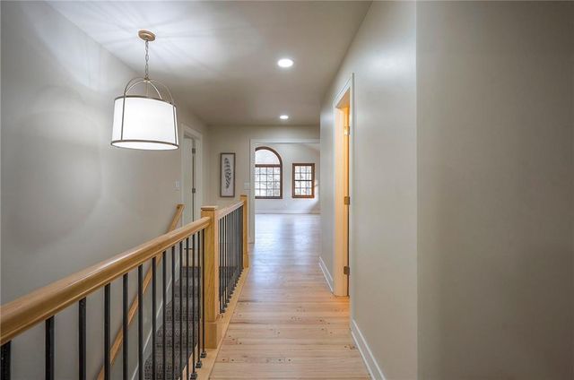 9919 High Drive, Leawood, KS 66206