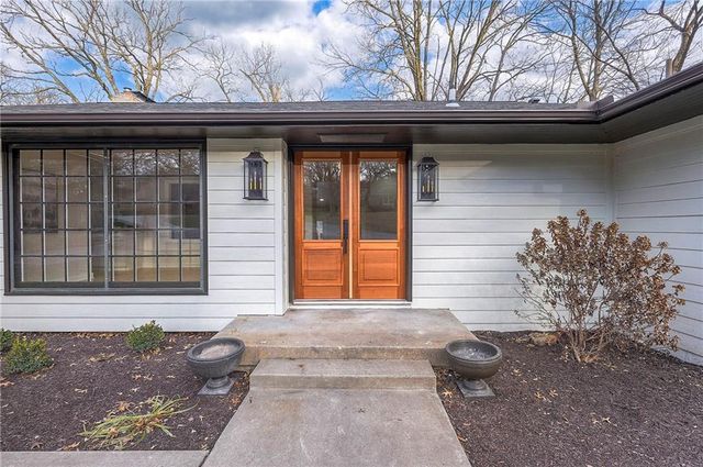 9919 High Drive, Leawood, KS 66206