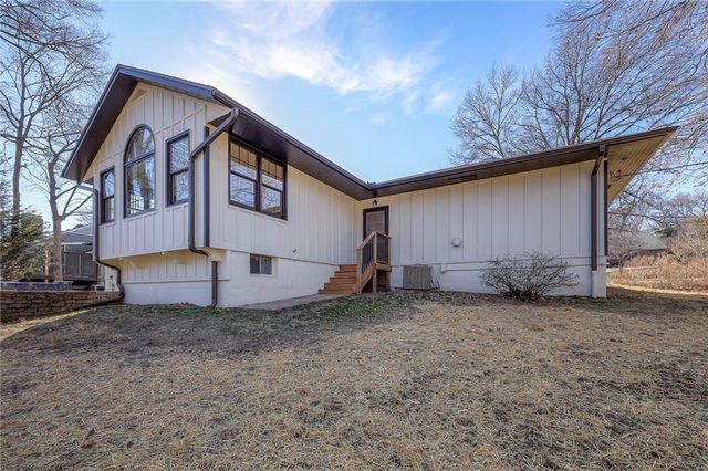 9919 High Drive, Leawood, KS 66206