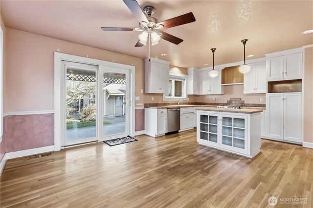 3008 Garfield Street, Longview, WA 98632