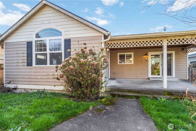 3008 Garfield Street, Longview, WA 98632