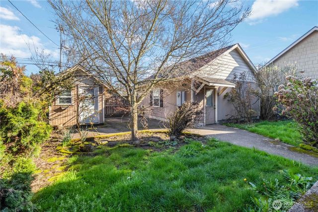 3008 Garfield Street, Longview, WA 98632