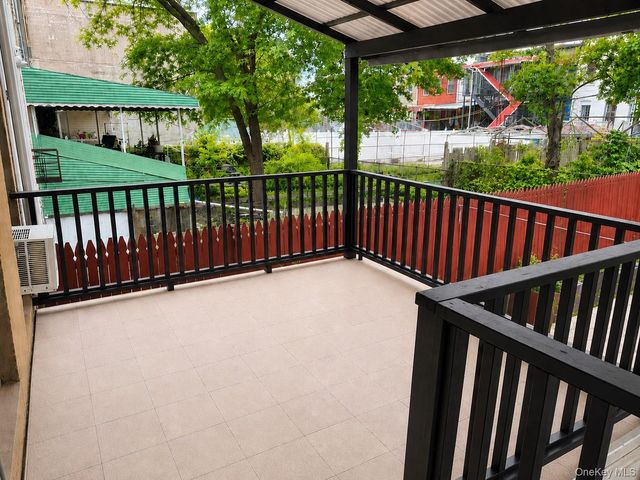 196 Grant Avenue, Brooklyn, NY 11208