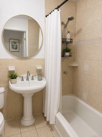 196 Grant Avenue, Brooklyn, NY 11208