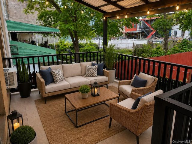 196 Grant Avenue, Brooklyn, NY 11208