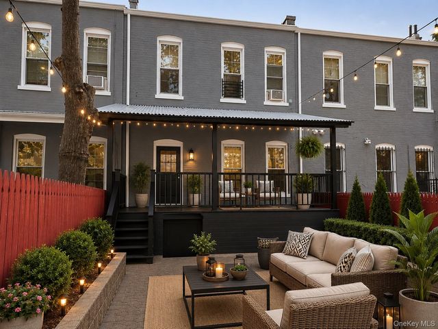 196 Grant Avenue, Brooklyn, NY 11208