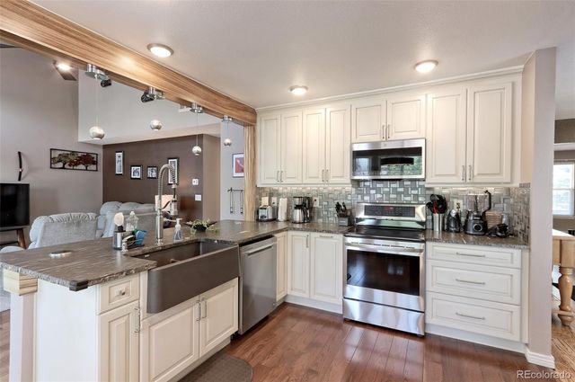 14652 W Vassar Drive, Lakewood, CO 80228