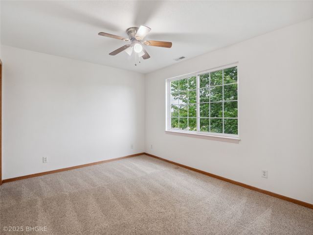 1308 9th Avenue Place SE, Altoona, IA 50009