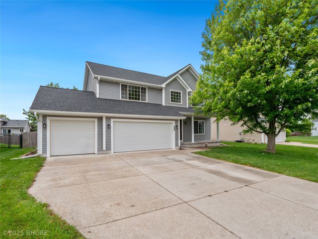 1308 9th Avenue Place SE, Altoona, IA 50009