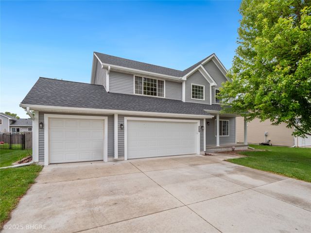 1308 9th Avenue Place SE, Altoona, IA 50009