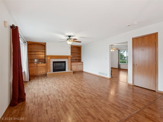 1308 9th Avenue Place SE, Altoona, IA 50009