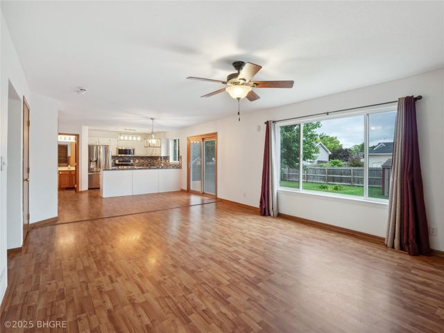 1308 9th Avenue Place SE, Altoona, IA 50009