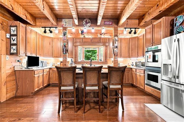 116 Hidden Cove Drive, Ball Ground, GA 30107