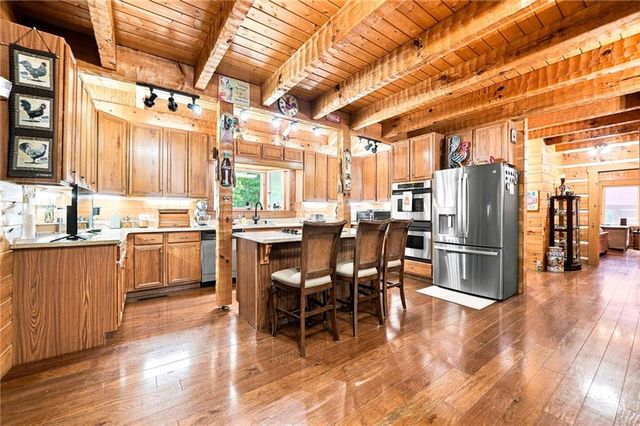116 Hidden Cove Drive, Ball Ground, GA 30107