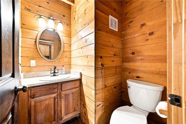 116 Hidden Cove Drive, Ball Ground, GA 30107